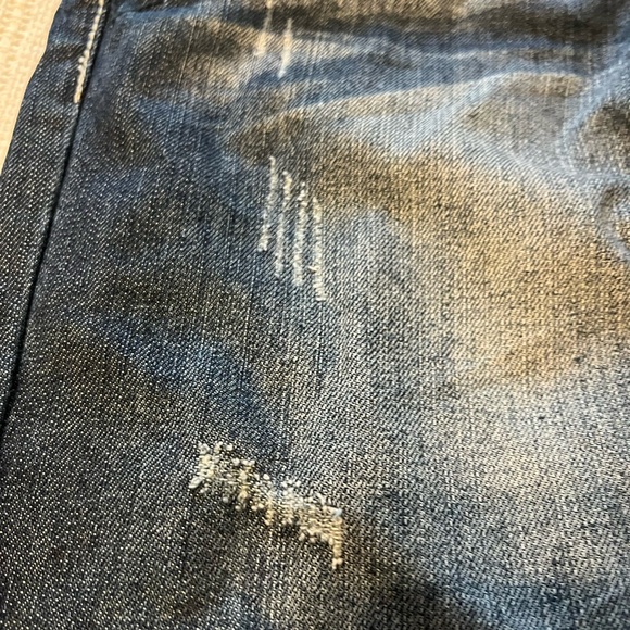 #3333. UnionBay Straight Jeans Slightly Distressed. Size 32X32 NWT - Picture 2 of 13